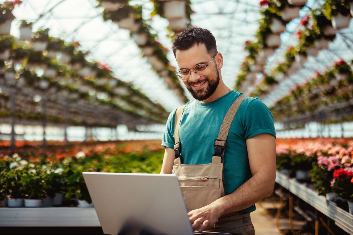 green energy certificates for businesses